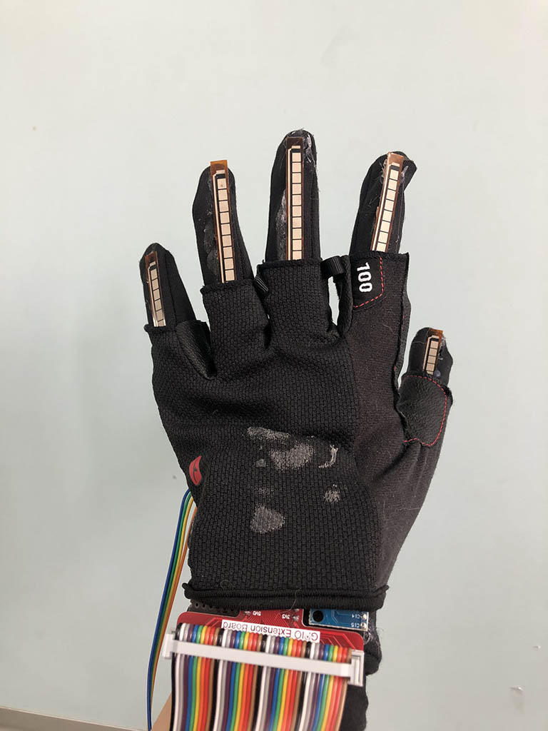 智能产品竞赛作品——一种长眼睛的智能手套